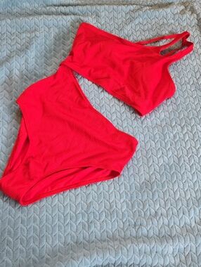 Yonique Red Ribbed Cut-Out One-shoulder One Piece Swimsuit